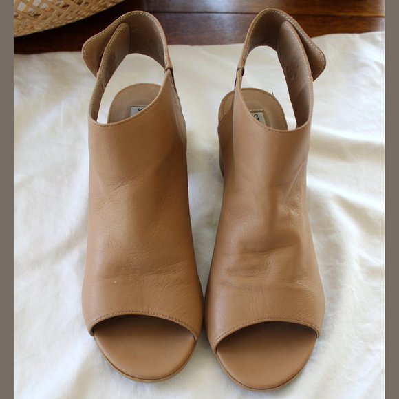 Steve Madden Leather Summer Sling Sandal 9.5 - Picture 4 of 8